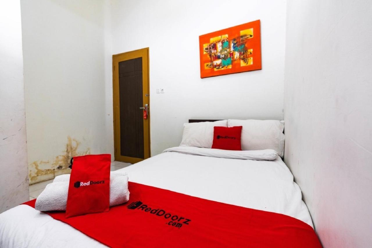 Reddoorz @ Hertasning Area 2 มากาซาร์ ภายนอก รูปภาพ